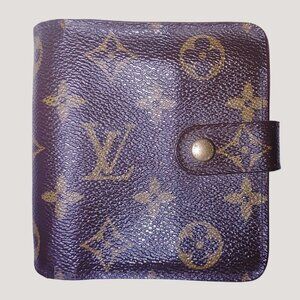 Louis Vuitton Wallet Monogram Compact Brown Leather Snap Closure Zip Coin Pocket